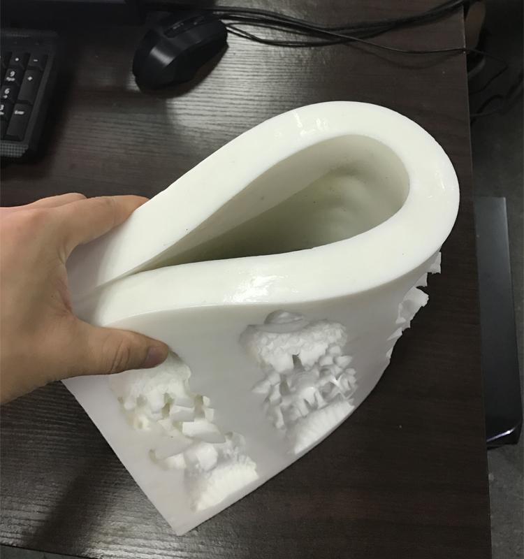 什么原因?qū)е履＞吖枘z產(chǎn)品變形你知道嗎 ？